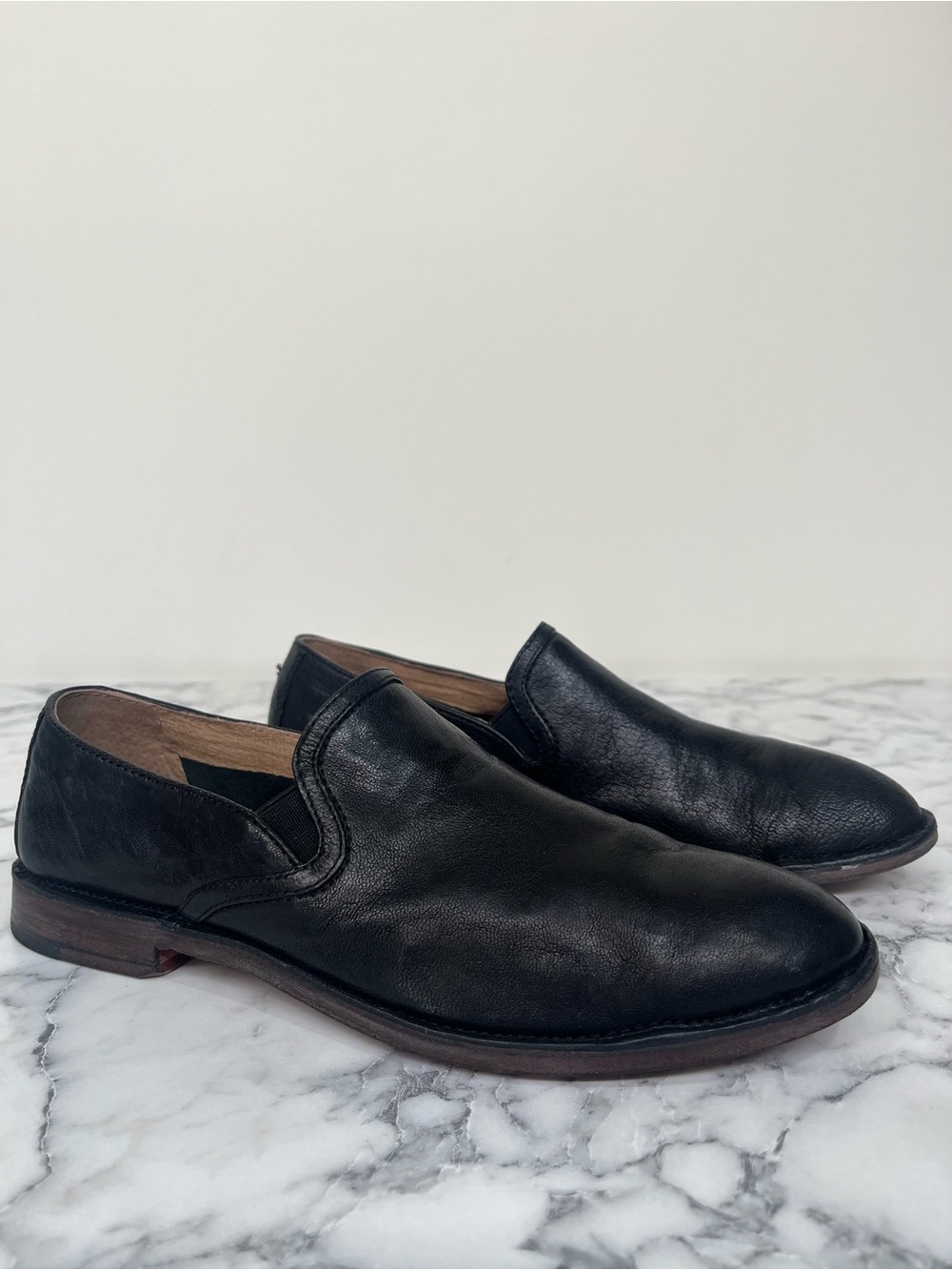 Trask Ali Black Italian Washed Sheepskin Loafers Flats Woman’s Size 7